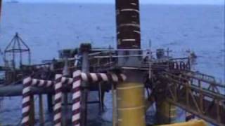 Offshore accident while building a platform [upl. by Remos]