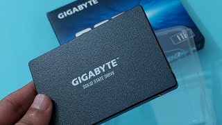 Gigabyte SSD 1TB Unboxing and Speed Test [upl. by Hogue]