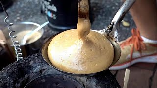 How to make puffed dalgona  honeycomb toffee  Nostalgic street food in Taiwan [upl. by Alehs]