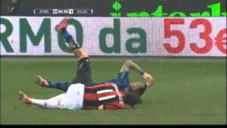 Zlatan knocks Materazzi  Inter  Milan 20101114 [upl. by Mendelsohn]