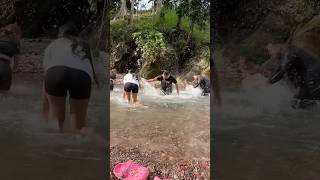 NOS FUIMOS PARA EL RÍO 🤣💅 viralvideo foryou foryourpage [upl. by Neeham]