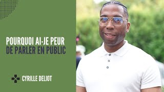 Pourquoi ai je peur de parler en public [upl. by Aneekat]