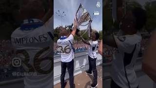 👑 Real Madrid already has the 36th in their hands 🏆 Thats how they celebrate at Cibeles ⛲️ [upl. by Valdemar]