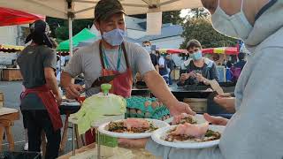 世界一周の途中でフランス•中世の街アンボアーズの夜市でお好み焼き焼いたらひっきりなしにお客さんがぁぁOKONOMIYAKI au marché nocturne dAmboise 2021 [upl. by Ellehcsar]