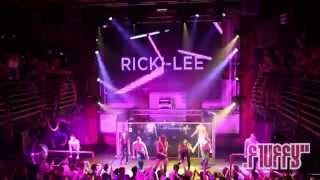 Ricki Lee LIVE Surprise Performance  FLUFFY [upl. by Yremogtnom686]