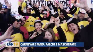 Carnevale Fano 2024 interviste alle mascherate e palchi [upl. by Kerrill624]