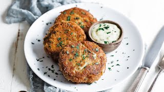 Homemade Maryland Crab Cakes Recipe [upl. by Tobye]