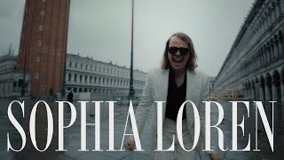 Roy Bianco amp Die Abbrunzati Boys  Sophia Loren Offizielles Video [upl. by Enyrb116]