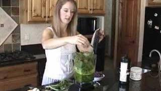 How to Make a Green Smoothie [upl. by Kym237]