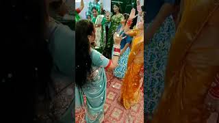 Taniko kamariya per goli naikhe kaise bataen song shorts dance video🥰🥰🥰 [upl. by Sibell]