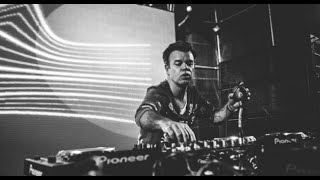 Paul Oakenfold  Live  Creamfields 1998 030598 [upl. by Donelu]