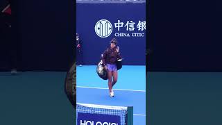 Naomi Osaka made a steady appearance and showed the demeanor of a kingtennis China Open 大坂なおみ [upl. by Macmullin542]