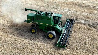 Wheat Harvest Palouse Eastern Washington John Deere 9600 Hillside CombineWhere our food comes from [upl. by Leind]