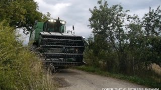 DIFFICULT ROAD  SMALL WAY JOHN DEERE 9560 WTS Moisson de l’extrême 66 [upl. by Ainad924]