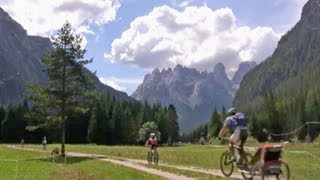 Der Lange Weg der Dolomiten  The Long Trail of the Dolomites [upl. by Eibbed569]