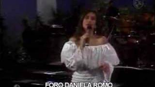 Daniela Romo quotDe mi enamoratequot En vivo [upl. by Burnaby]