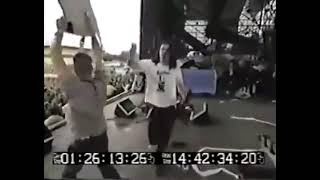 Gibby from the butthole surfers shoots blanks from a shotgun over Lollapalooza [upl. by Gerard]