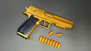 Pistol Mainan Gold Desert Eagle Semi Auto Shell Ejecting Blaster Toy [upl. by Aenet205]