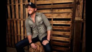 Cole Swindell  Gettin Forgotten 2016 [upl. by Anafetse]