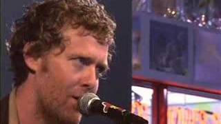 Glen Hansard amp Marketa Irglova  Falling Slowly [upl. by Derf717]