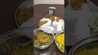 Aaj se sudh shakahari bhijan start ho gya achakhana vegthalirecipes khanashorts [upl. by Hollyanne]