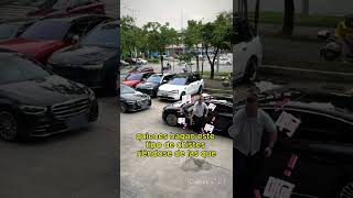 Un Mercedes y un vehículo chino se encuentran en un parking [upl. by Larrabee]