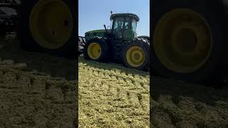 John Deere 9560r with grouser blade thriller farming johndeere cornharvesting [upl. by Akessej]