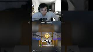 Viewer Predicts Gloves😯🔥 csgo cs2 csgocases csgoclips trainwreckstv streamer short [upl. by Novat]