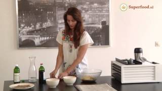 Brood vervanger recept  Zelf brood maken met Chia zaden [upl. by Amund]