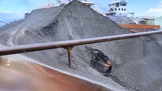 Barge unloading 3000 tons of phosphorite ore  Relaxing video [upl. by Rome]