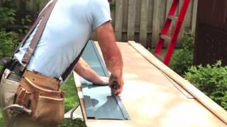 How to install Kaycan vertical siding [upl. by Tuppeny633]