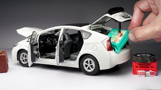 Unboxing of Toyota Prius Hybrid 118 Scale Realistic Diecast Model Car [upl. by Gonyea433]