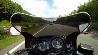 Kawasaki ZZR 600 auf der Autobahn GoPro HD Halter hält auch bei 240 Kmh [upl. by Notlaw]