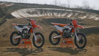 KTM SX 2024 neuer Look und überarbeitete Fahrwerkseinstellungen für die MotocrossModelle [upl. by Christis]