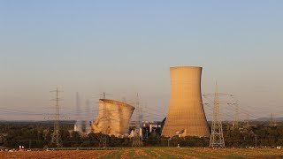 Sprengung der Kühltürme am stillgelegten Kernkraftwerk Grafenrheinfeld am 16 August 2024 [upl. by Kolnos628]