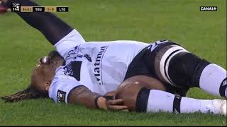 Top 14 Blessé Mathieu Bastareaud applaudi par Mayol [upl. by Nitza]