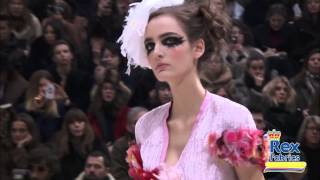 Chanel  Défilé Haute Couture Printemps  ÉTÉ 2013 [upl. by Swee]