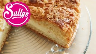 Sallys Classics Bienenstich Rezept  Bee Sting Cake  Sallys Welt [upl. by Jacquelin]