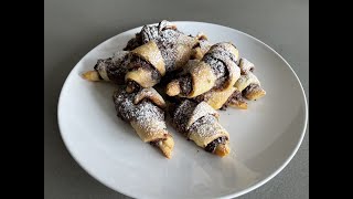 Cornetti di pasta sfoglia con Nutella [upl. by Checani605]