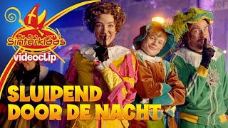 SLUIPEND DOOR DE NACHT  COOLE PIET DANSPIET amp FERNANDO 2022 • CLIP uit 🎞 De Race Tegen de Klok [upl. by Piefer]