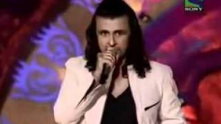 Tees Maar Khan LIVE by SONU NIGAM On Comedy Circusflv [upl. by Romeon]