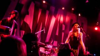 ZZ Ward  Be My HusbandOVERdue Live  The Independent [upl. by Ferullo516]