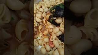 Pasta lumache allo scoglio 🍲 [upl. by Areval]