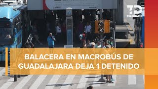 Hombre es detenido por disparar dentro de una estación de Mi Macro en Guadalajara [upl. by Kerad]