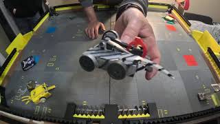 Hexbug Battle Bot Fight with Team Brawl [upl. by Acinomad]