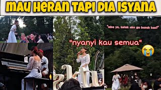 Ketika Isyana Sarasvati Nyanyi Acara Mau Heran Tapi Dia Isyana [upl. by Aekin]