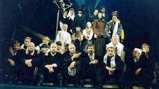 Juozo Miltinio Dramos Teatras  Senojo Gluosnio Pasakojimai 1997 [upl. by Nylzaj]