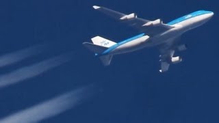 Contrails Boeing 747800 Airbus A380 Planes At Cruising Altitude HD [upl. by Gadmon]