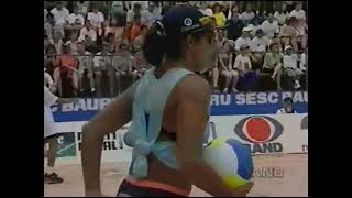 Jogo de Exibição de Vôlei de Praia Feminino 1997 Jaqueline amp Sandra X Adriana amp Mônica Parte 2 [upl. by Kayla]