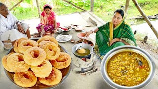 আজ বাড়িতে সবথেকে সহজ পদ্ধতিতে ঢাকাই পরোটা বানালাম সাথে স্পেশাল ঘুগনি  dhakai porota [upl. by Alyakam333]